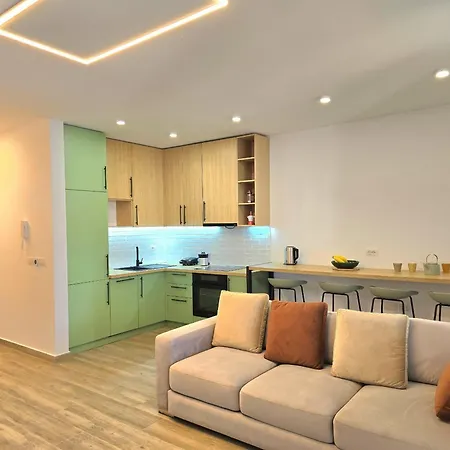 Sandy - 291 * Durrës